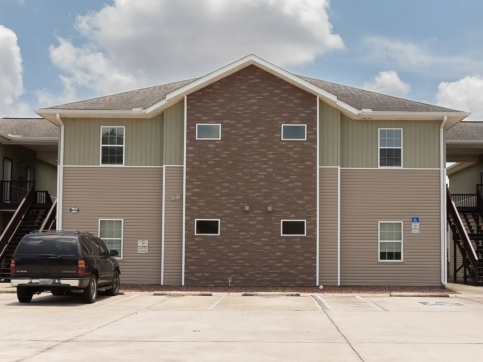 Lake Joanne Dr. 7071 — Photo 1