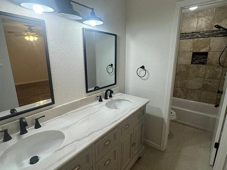 431 Evergreen Dr — Photo 8