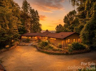 630 Smokey Vista Dr, Bryson City, NC 28713