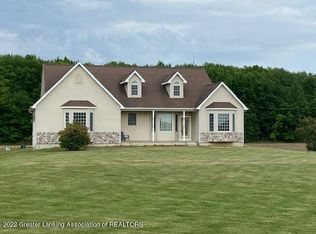 2895 S Meridian Rd, Ovid, MI 48866