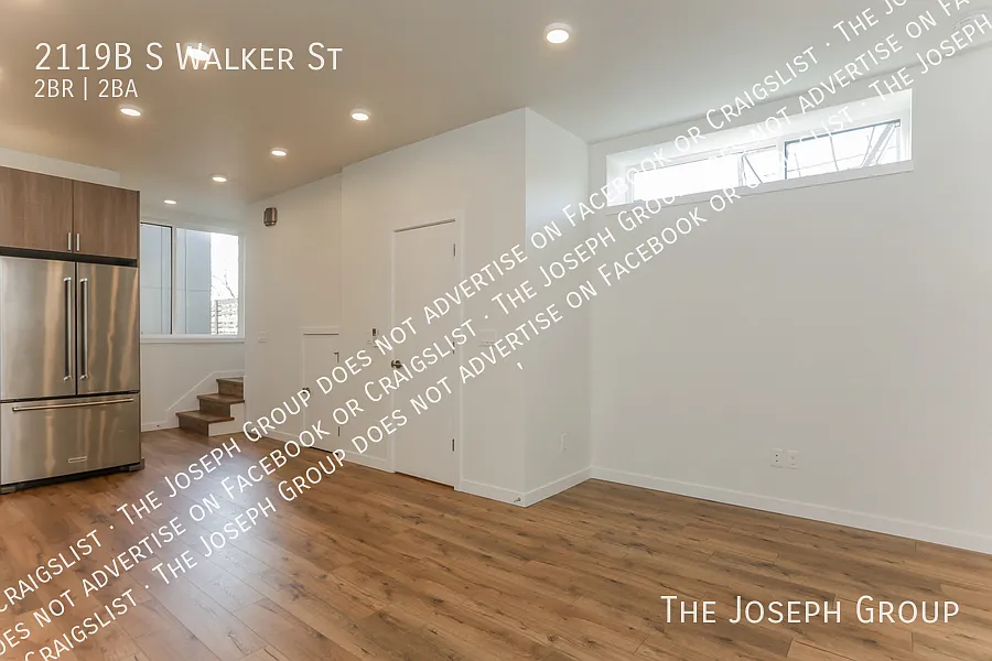 Building Photo - 2119B S Walker St