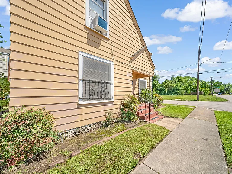 2619 Nettleton St #1 — Photo 30