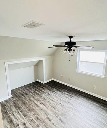 3rd image of 637 E Marlin Ct