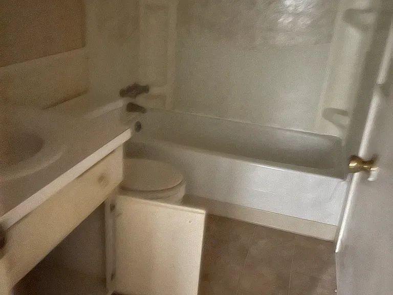 1804 Byrne Ave #1 — Photo 4
