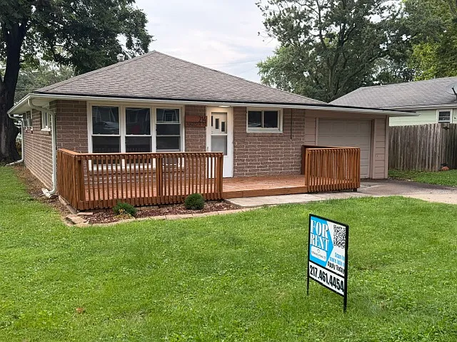 2 bed, 960 sqft, $1,400 — Photo 2