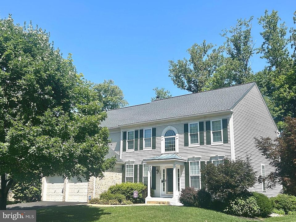 2nd image of 1202 Pepperwood Springs Way