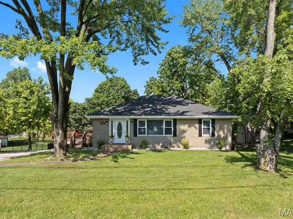 1466 N Keebler Ave, Collinsville, IL 62234