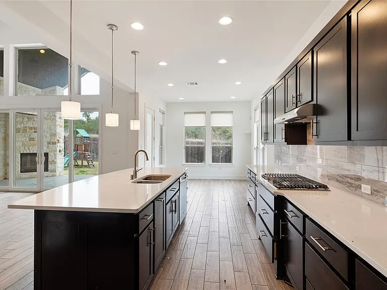 12905 Padua Dr — Photo 8