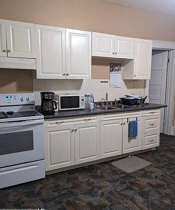 4th image of 141-143 3rd St