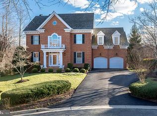 8901 Abbey Ter, Potomac, MD 20854