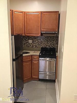 5th image of 155 E 30th St APT 3A