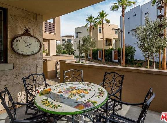 3rd image of 12874 N Seaglass Cir