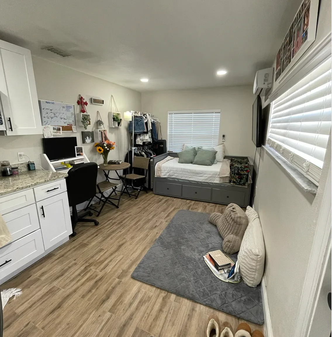 4005 N Glen Ave — Photo 2