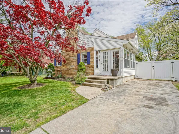 36 Burke Ave, Deptford, NJ 08096
