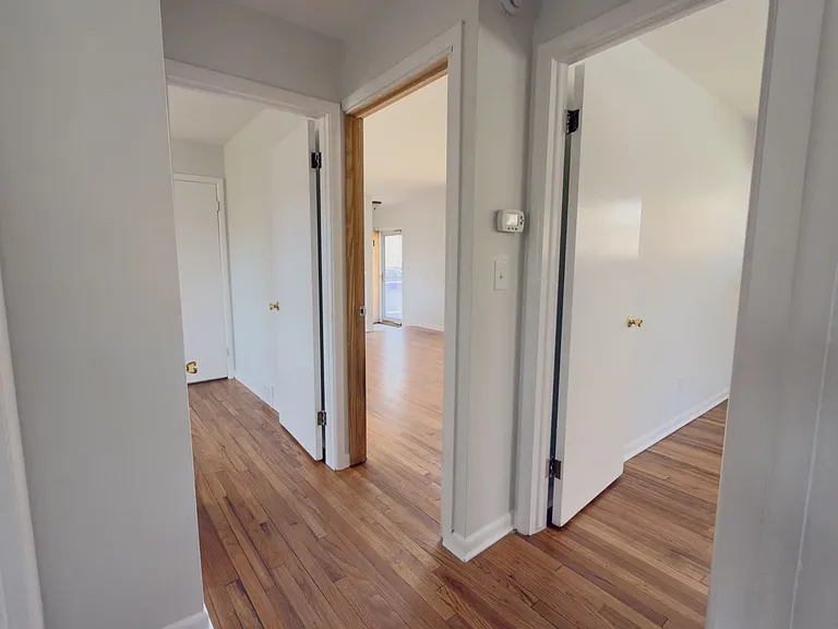 2419 Walter Dr — Photo 17
