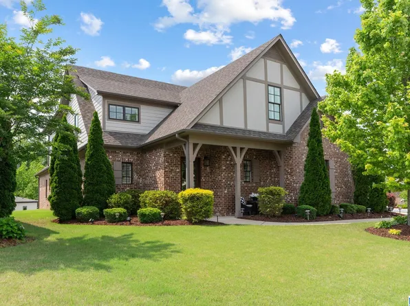 6034 English Village Ln, Birmingham, AL 35242
