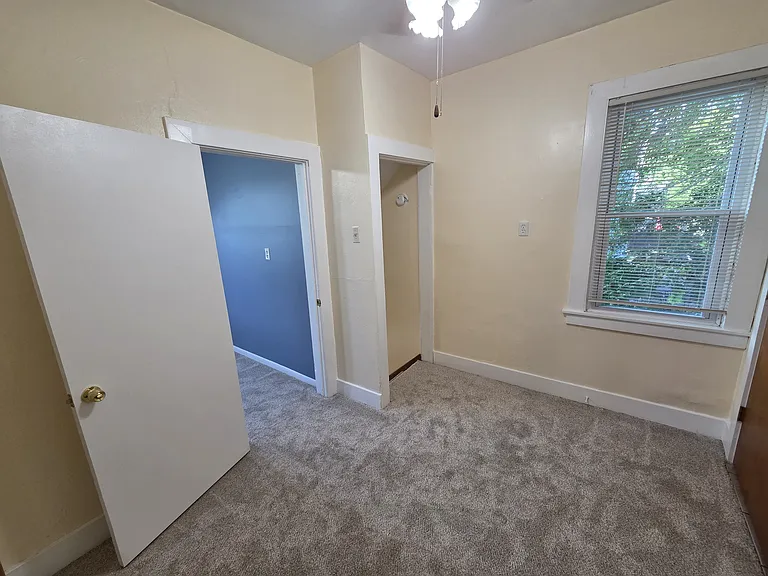 313 Rinne St — Photo 11