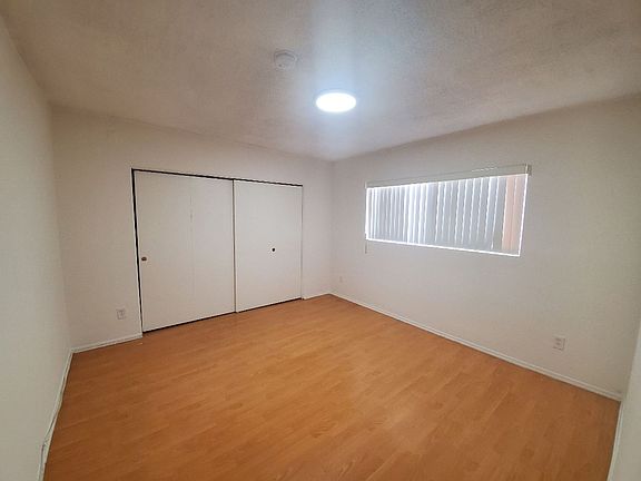 4th image of 1806 N Wilton Pl #4