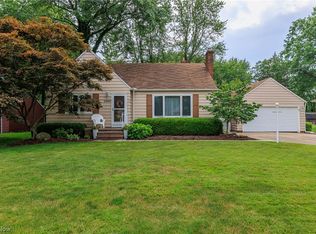 23947 Gessner Rd, North Olmsted, OH 44070