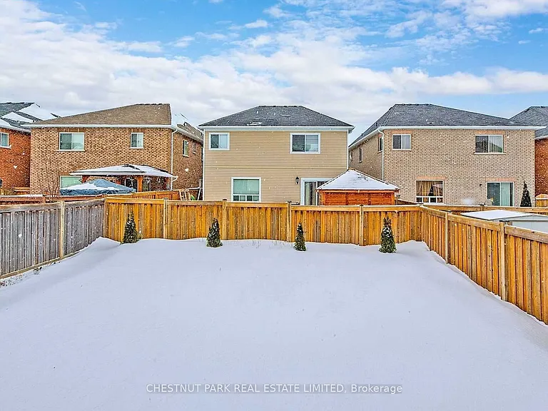 808 Oreilly Cres — Photo 11