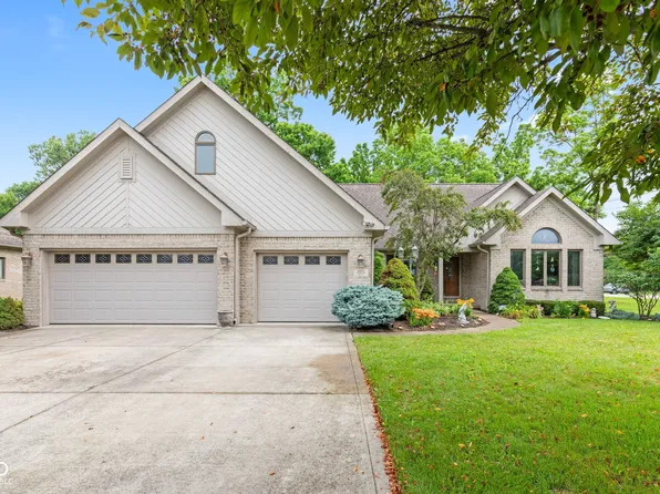 6980 White Oak Dr, Avon, IN 46123