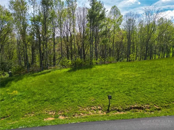 Lot WR-39 Cloud Rest Drive, Elk Park, NC 28604
