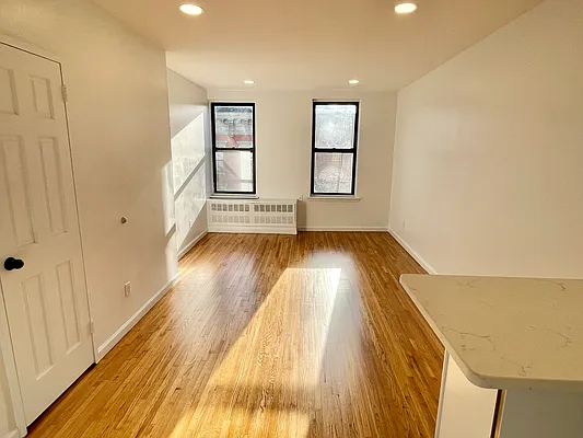 Rented by Highline Residential | media 6