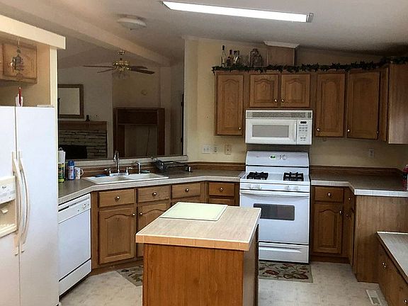 3rd image of 4601 Rock Oak Pkwy