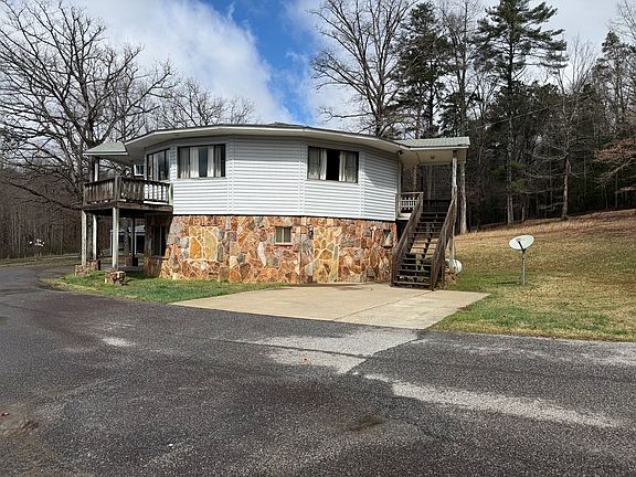 2nd image of 526 Red Bush School Rd