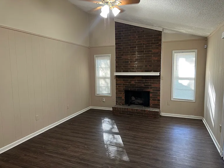 6491 Saginaw Rd — Photo 3