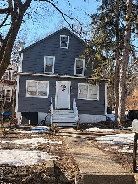 85 Grove Street photo 1