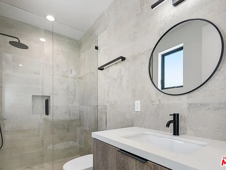 1236 N Spaulding Ave #2 — Photo 11