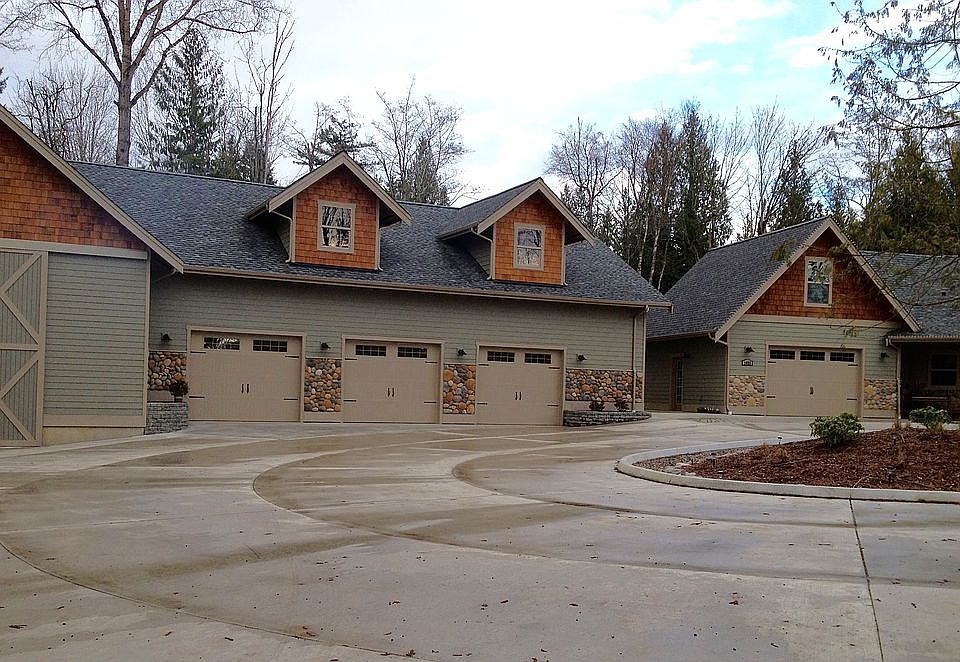 3 story, 3 car, RV garage