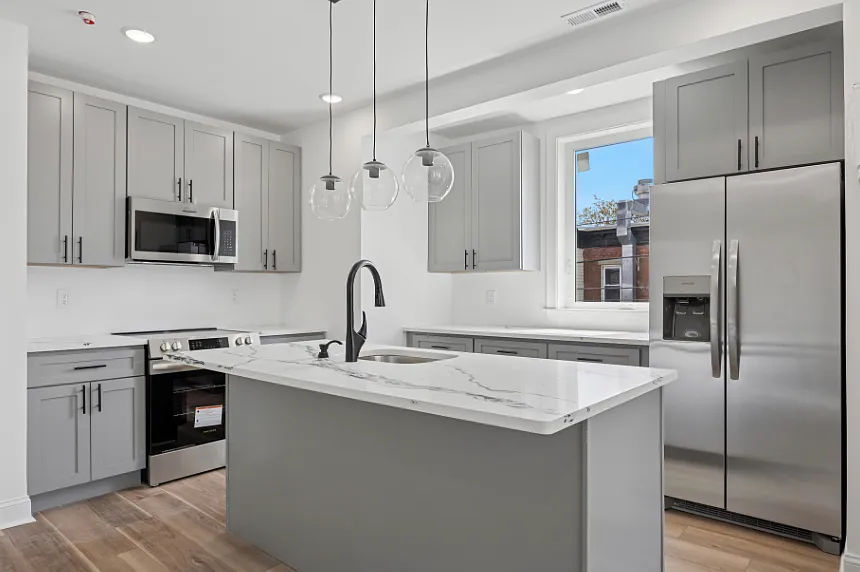 2 bed, 1000 sqft, $1,650 — Photo 4