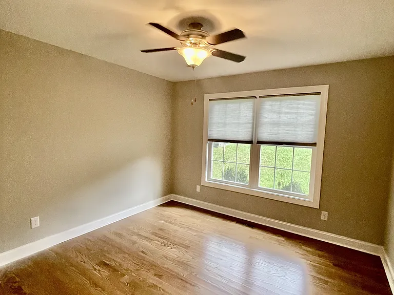 124 Palmer Dr — Photo 29
