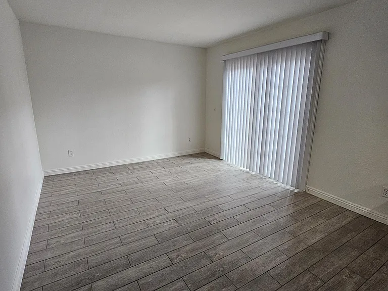 6433 Aleatico Pl — Photo 5