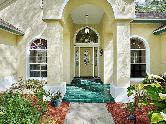 2nd image of 33107 Lake Bend Cir