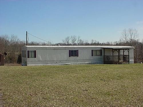 2nd image of 76 Vinson Ln