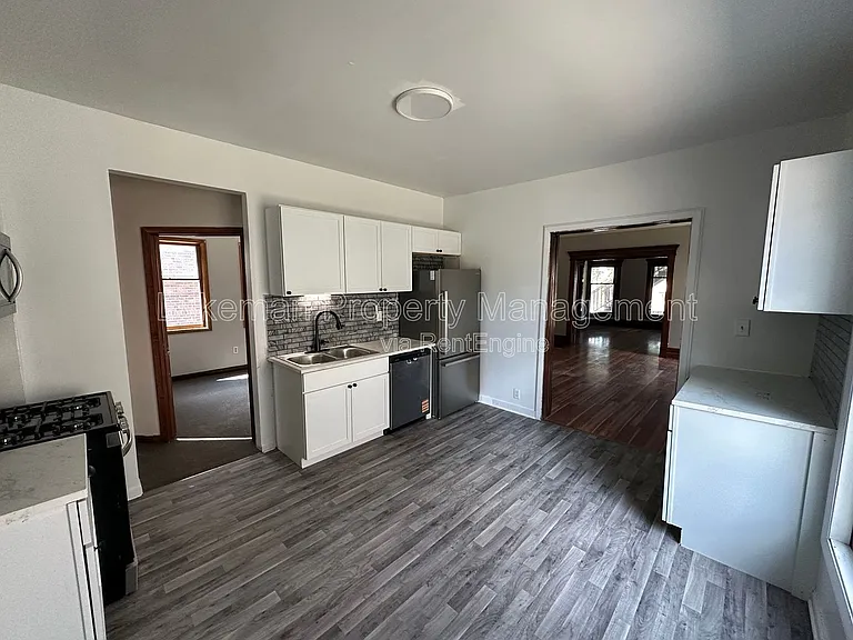 743 Academy St #1 — Photo 2