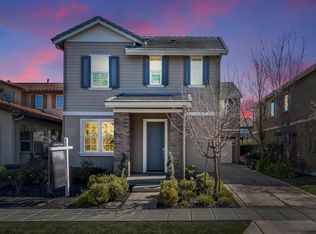 414 N San Anselmo St, Mountain House, CA 95391