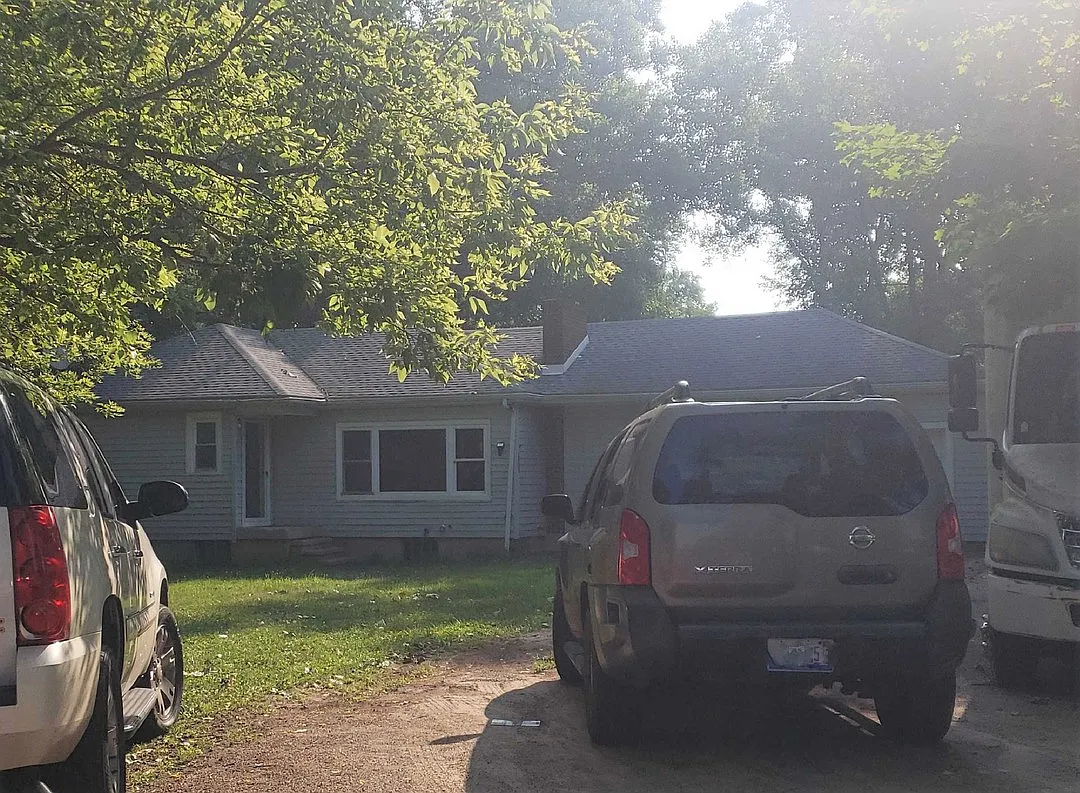 321 Stoll Rd photo 1