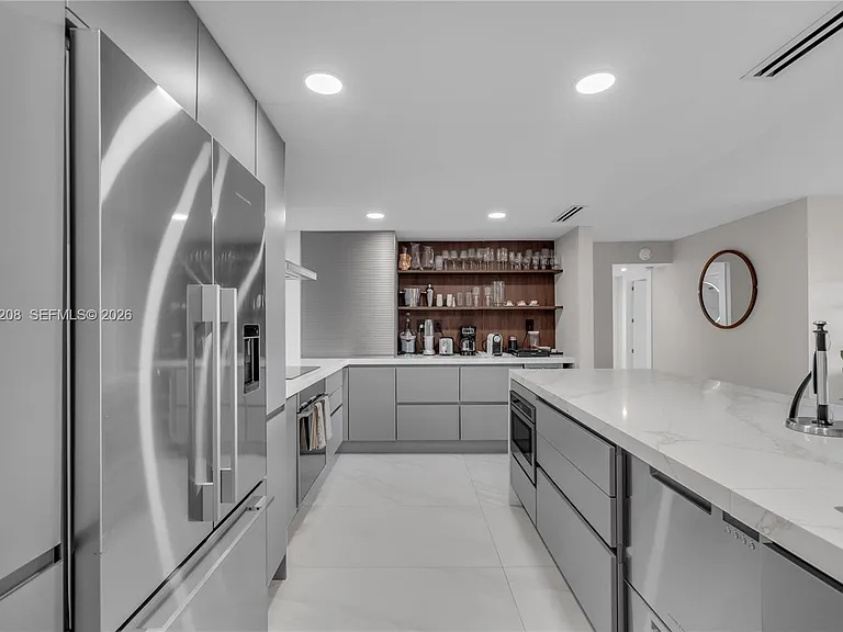 155 Ocean Lane Dr #1105 — Photo 9