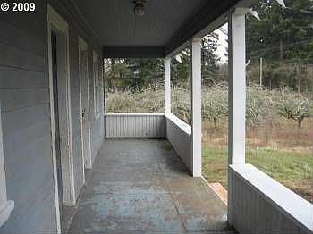 2nd image of 5005 SW River Rd