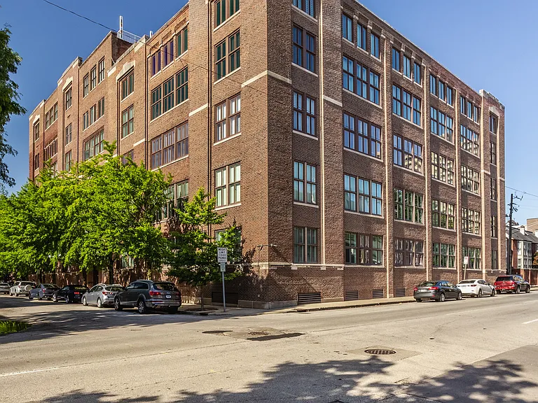 430 N Park Ave #504 — Photo 1