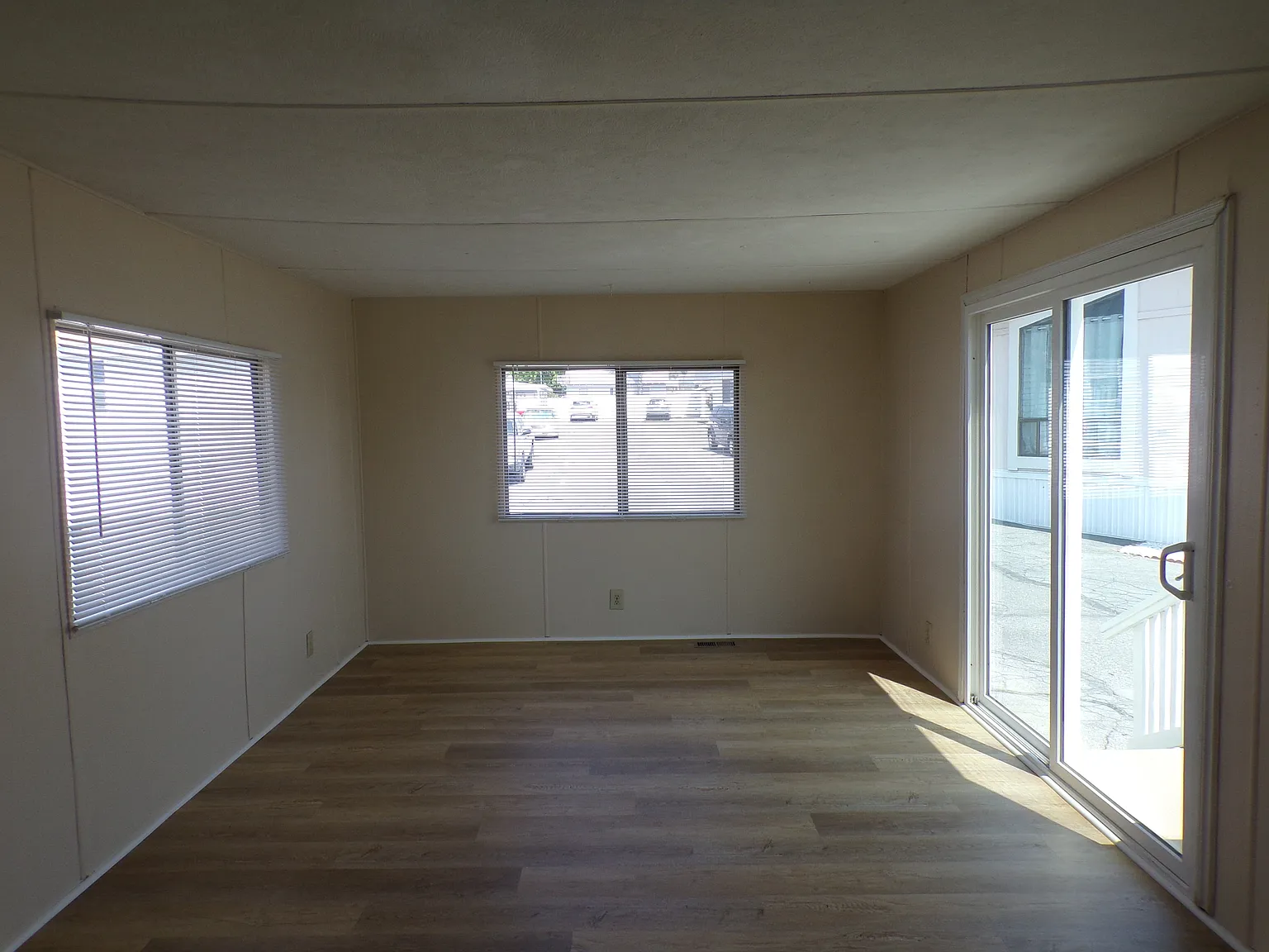 1 bed, 576 sqft, $1,395 — Photo 2