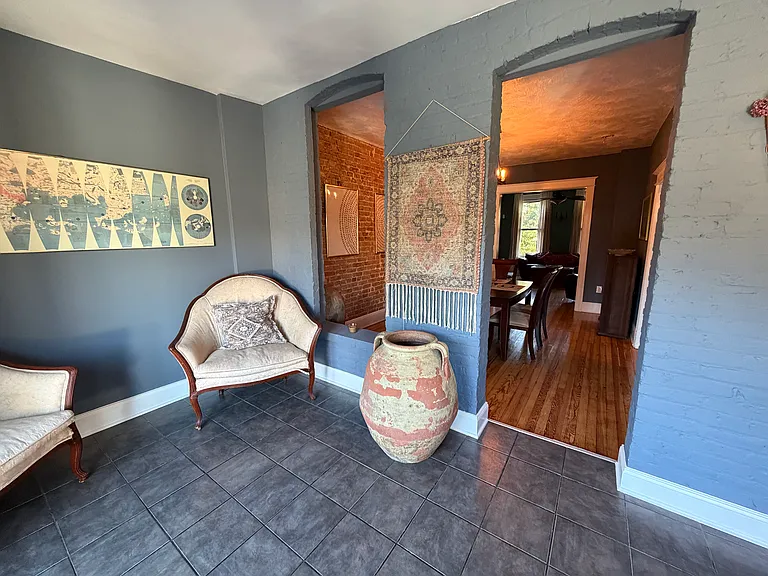 1214 Neal St NE — Photo 6