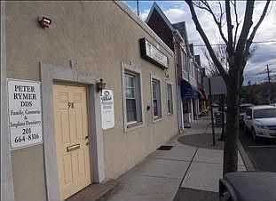 1st image of 98 Broadway #2