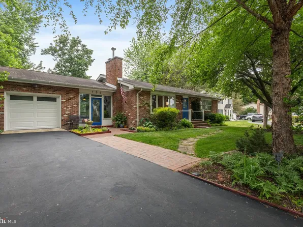 105 Mansion Dr, Annapolis, MD 21403