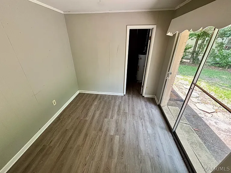 1216 Karen Rd — Photo 8
