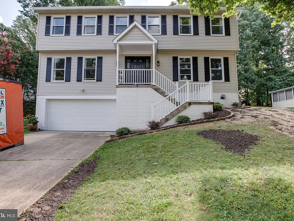 1326 Grant St, Herndon, VA 20170 | Zillow